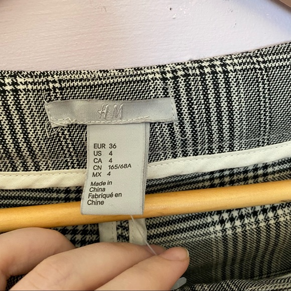 H&M Plaid Ankle Pants - Picture 4 of 4